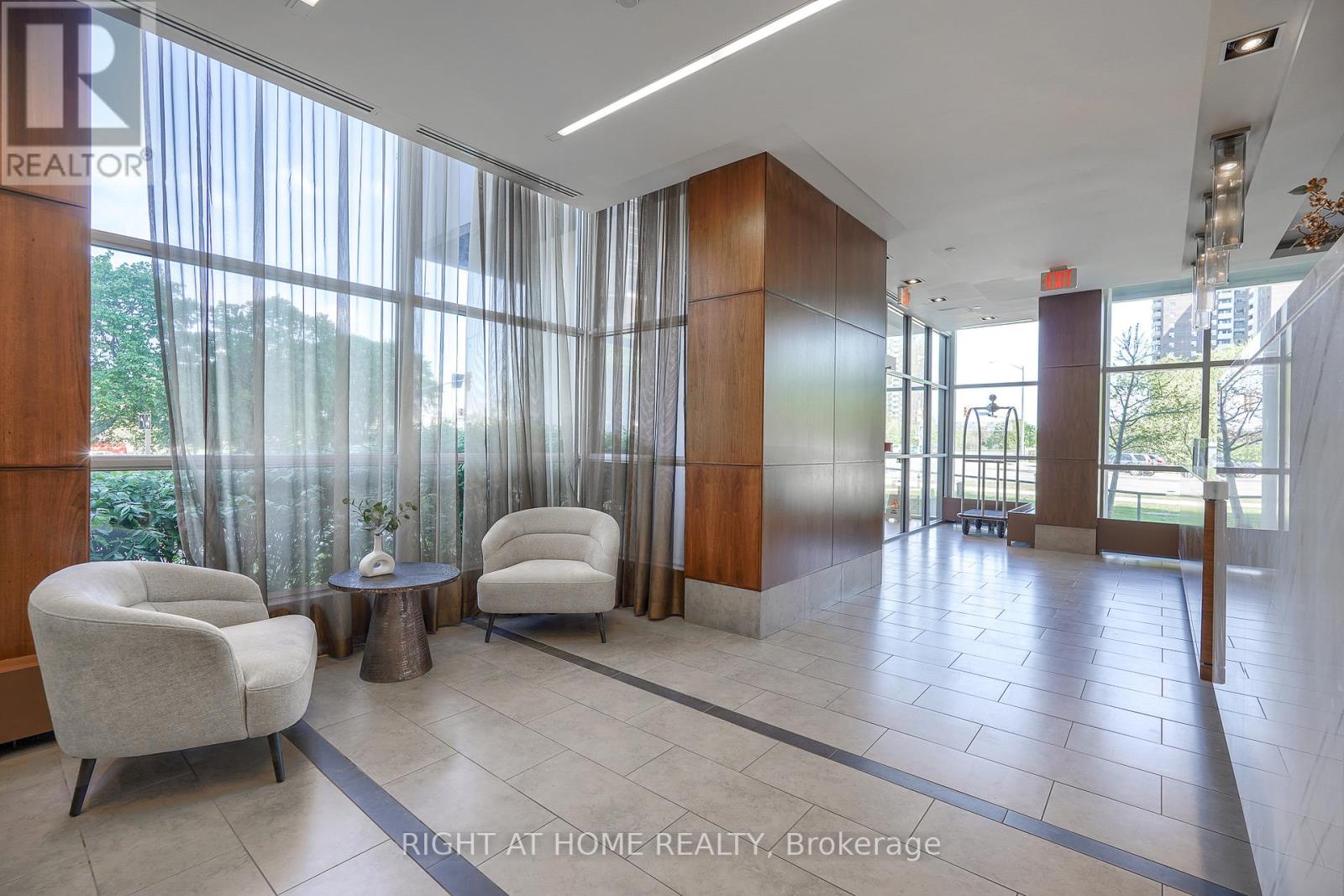 3802 - 2015 Sheppard Avenue E, Toronto, Ontario  M2J 0B3 - Photo 2 - C13175186