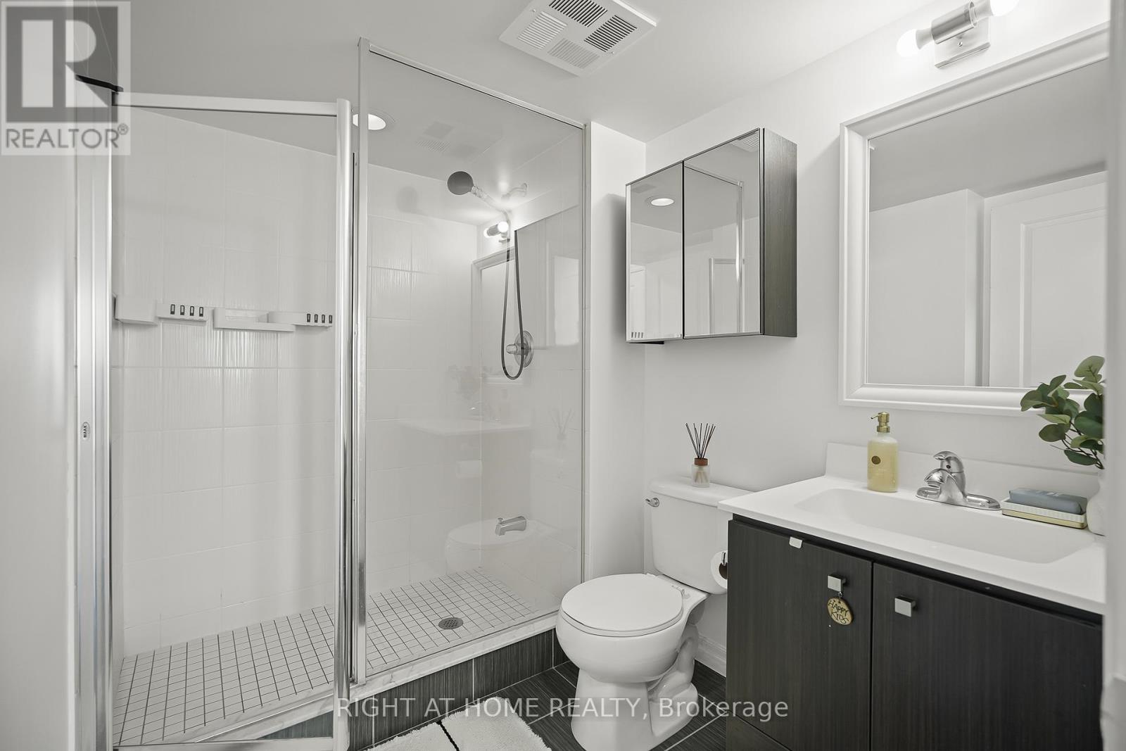 3802 - 2015 Sheppard Avenue E, Toronto, Ontario  M2J 0B3 - Photo 26 - C13175186