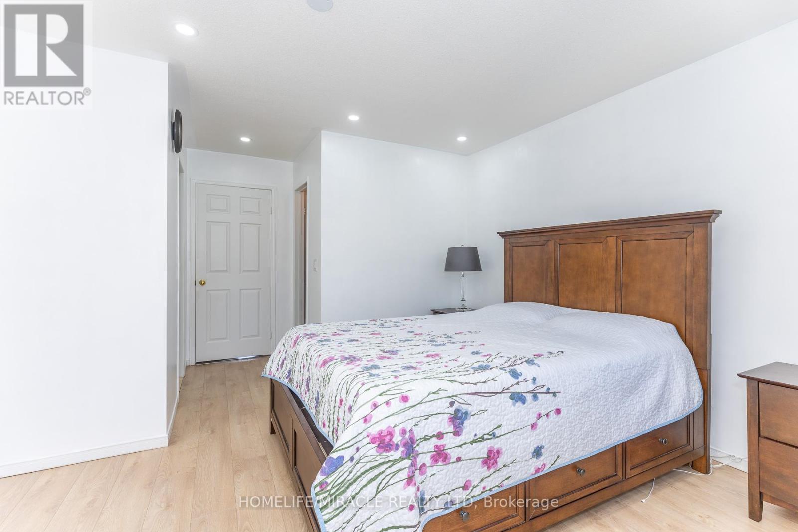 539 - 83 Mondeo Drive, Toronto, Ontario  M1P 5B6 - Photo 10 - E13128702