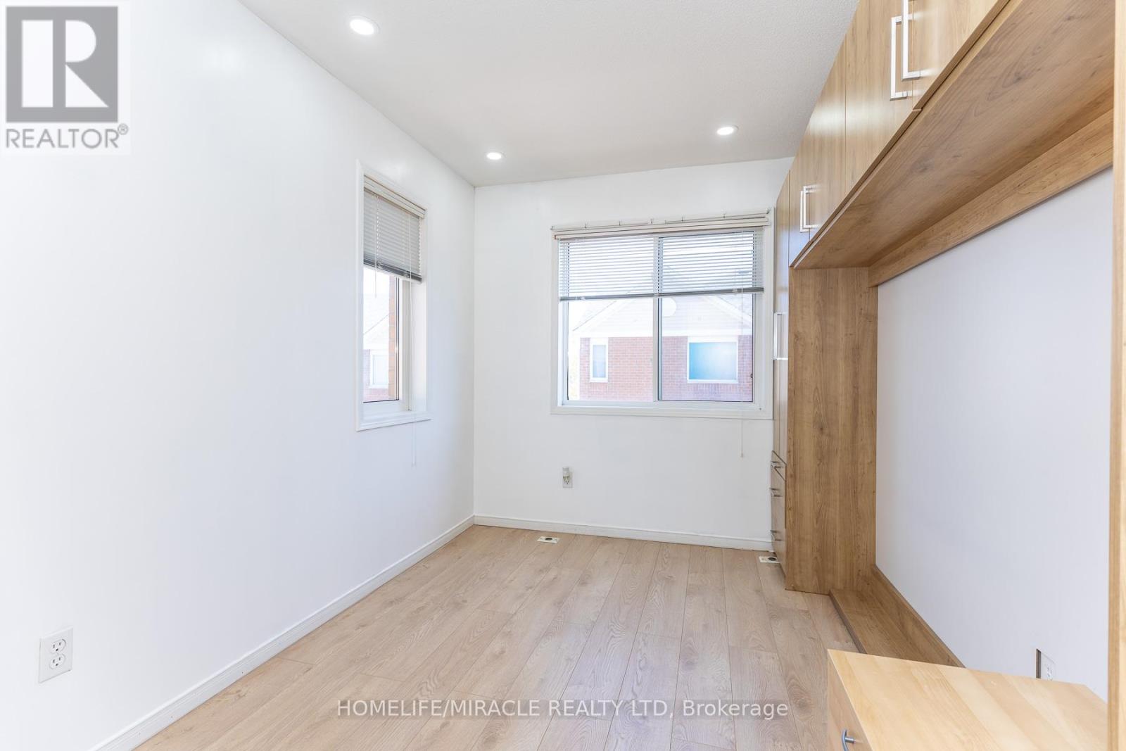 539 - 83 Mondeo Drive, Toronto, Ontario  M1P 5B6 - Photo 18 - E13128702