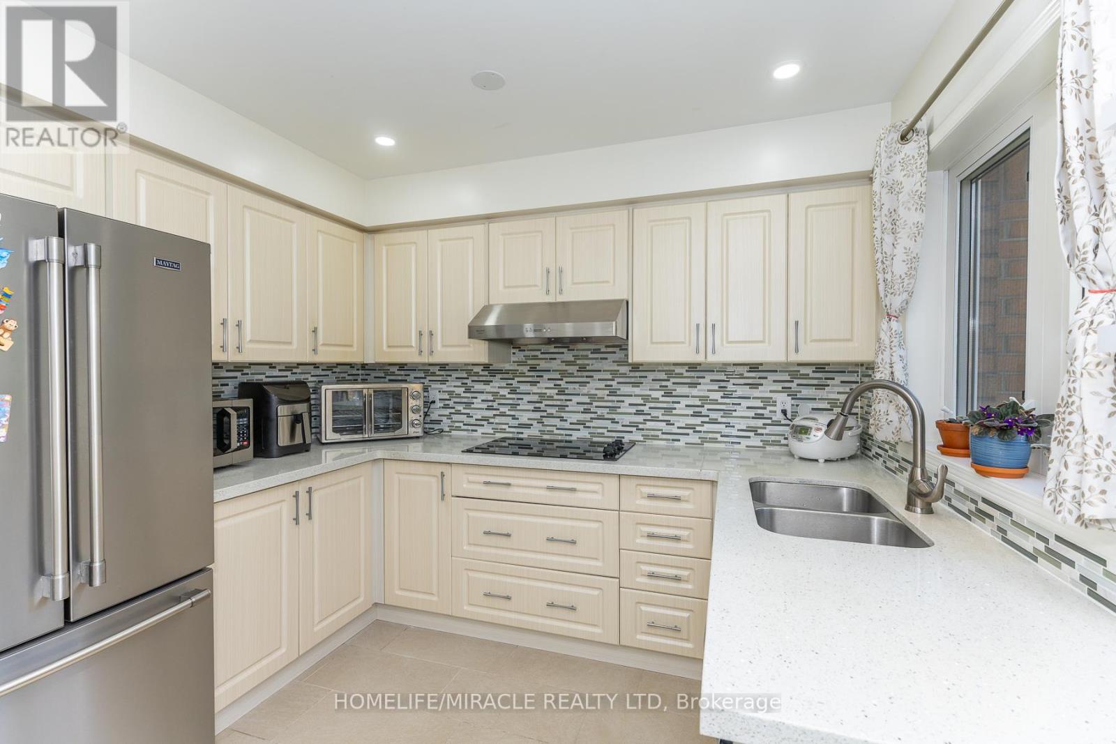 539 - 83 Mondeo Drive, Toronto, Ontario  M1P 5B6 - Photo 42 - E13128702