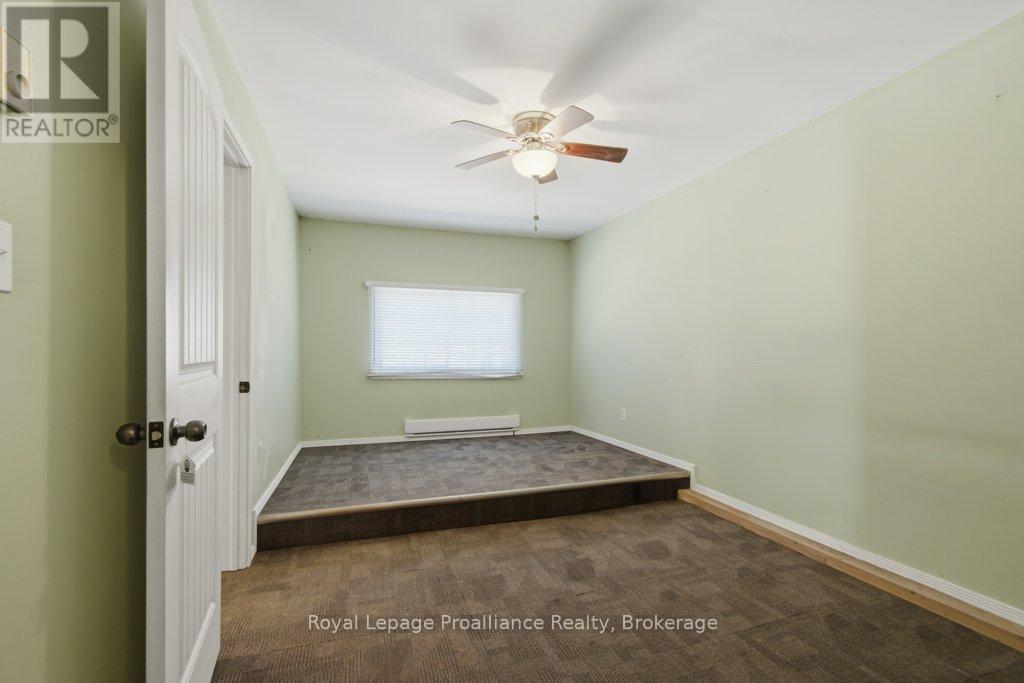 22579 Loyalist Parkway, Quinte West, Ontario  K8V 5P6 - Photo 13 - X13162208