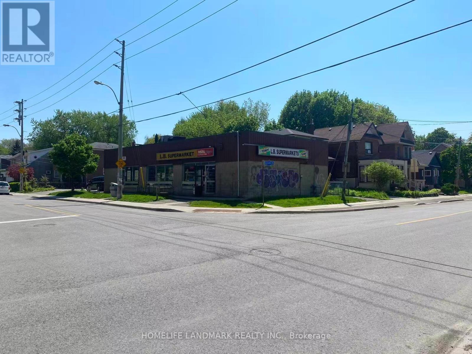 391 Lumsden Avenue, Toronto, Ontario  M4C 2L6 - Photo 5 - E13174666