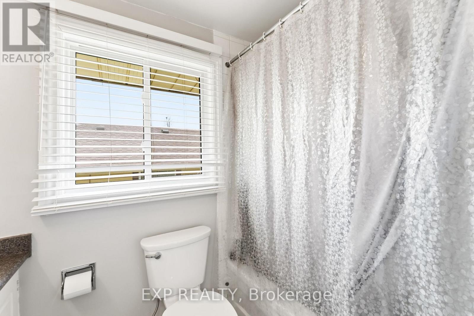 570 Annandale Street, Oshawa, Ontario  L1H 7S7 - Photo 24 - E13174748