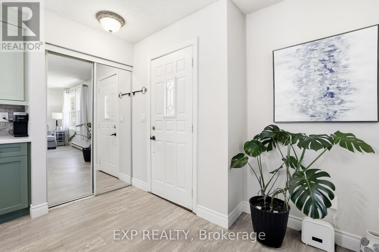 570 Annandale Street, Oshawa, Ontario  L1H 7S7 - Photo 8 - E13174748