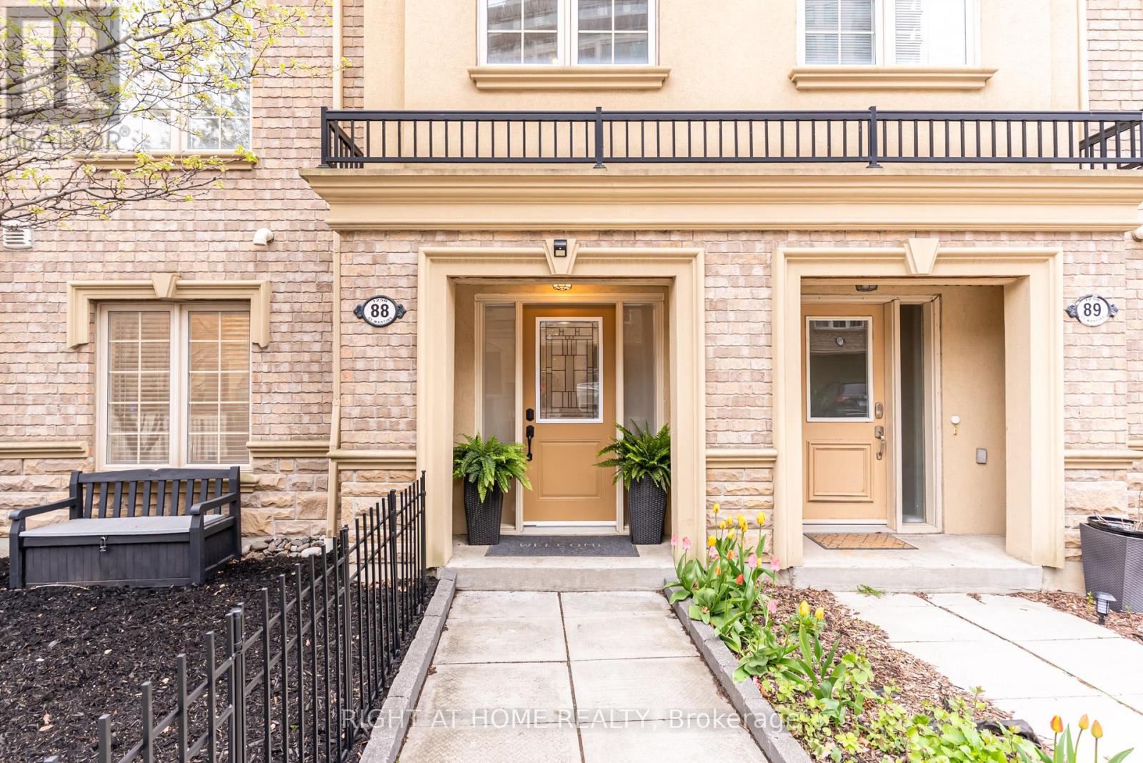 88 - 1250 St.martins Drive, Pickering, Ontario  L1W 0A2 - Photo 3 - E13174820