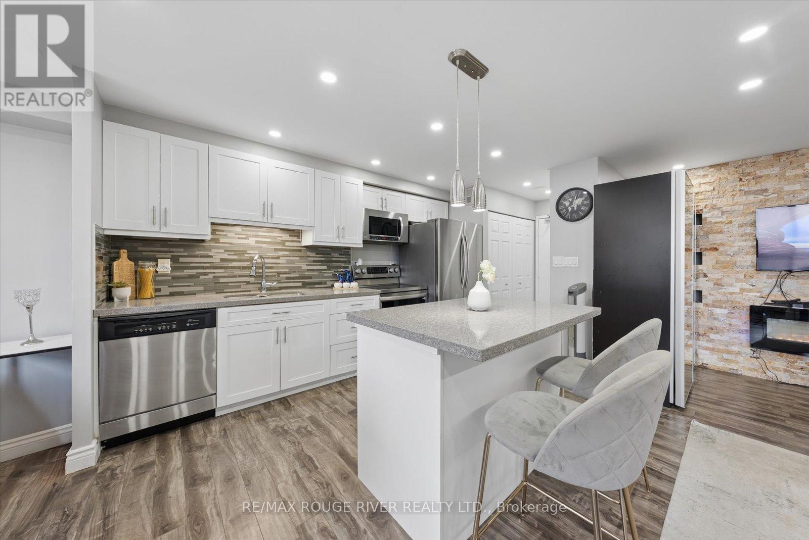 907 - 90 Ling Road, Toronto, Ontario  M1E 4Y3 - Photo 11 - E13174916