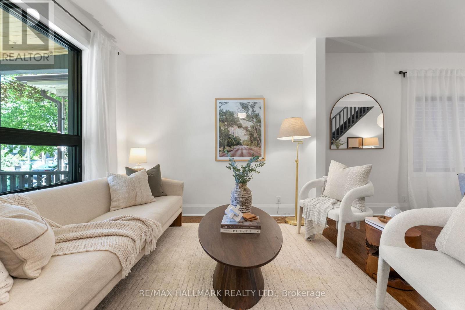 203 Parkmount Road, Toronto, Ontario  M4J 4V5 - Photo 4 - E13174996