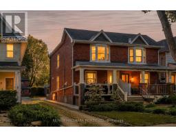 4 WAYLAND AVENUE, Toronto, Ontario