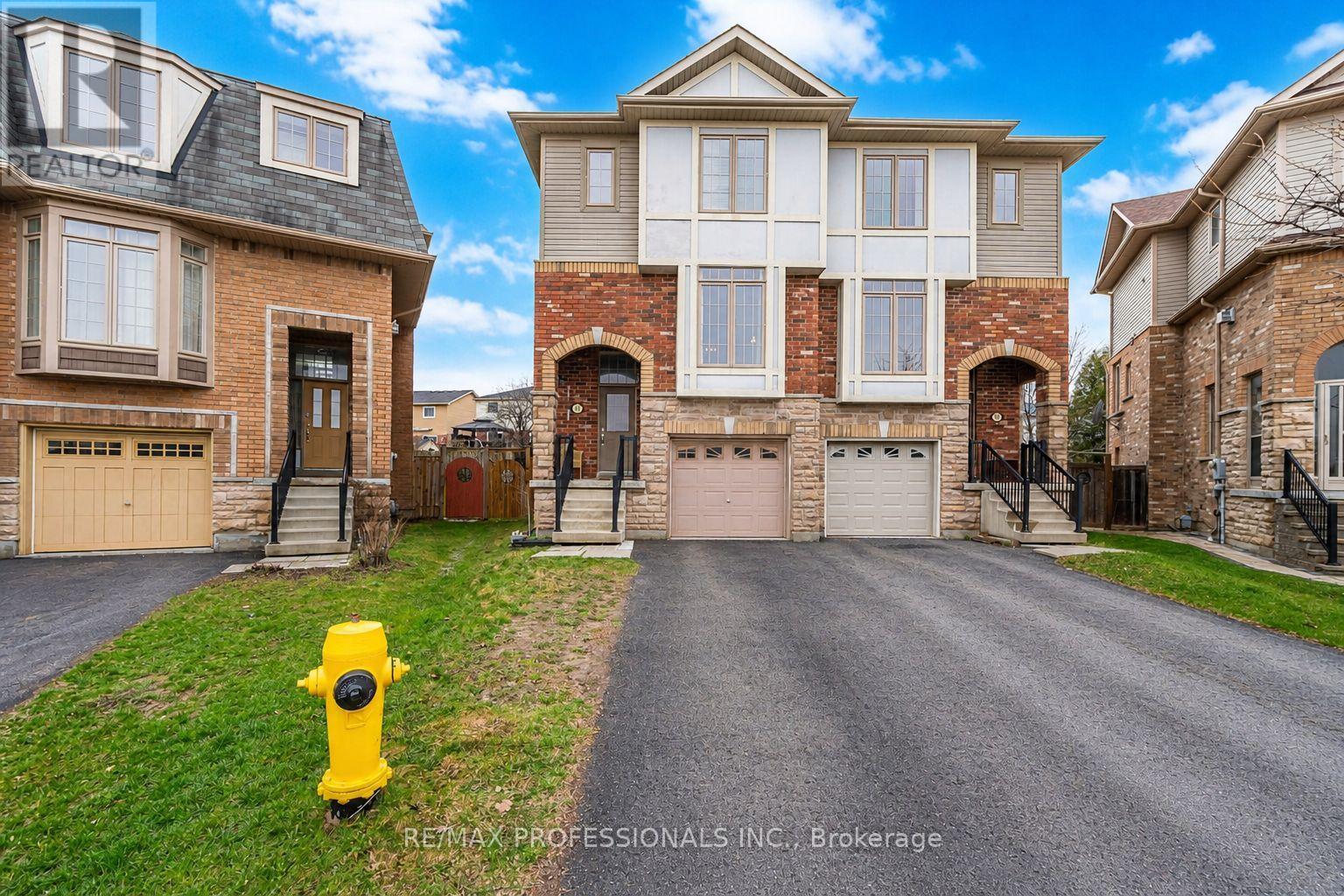 45 Horton Street, Ajax, Ontario  L1Z 1E3 - Photo 4 - E13175112