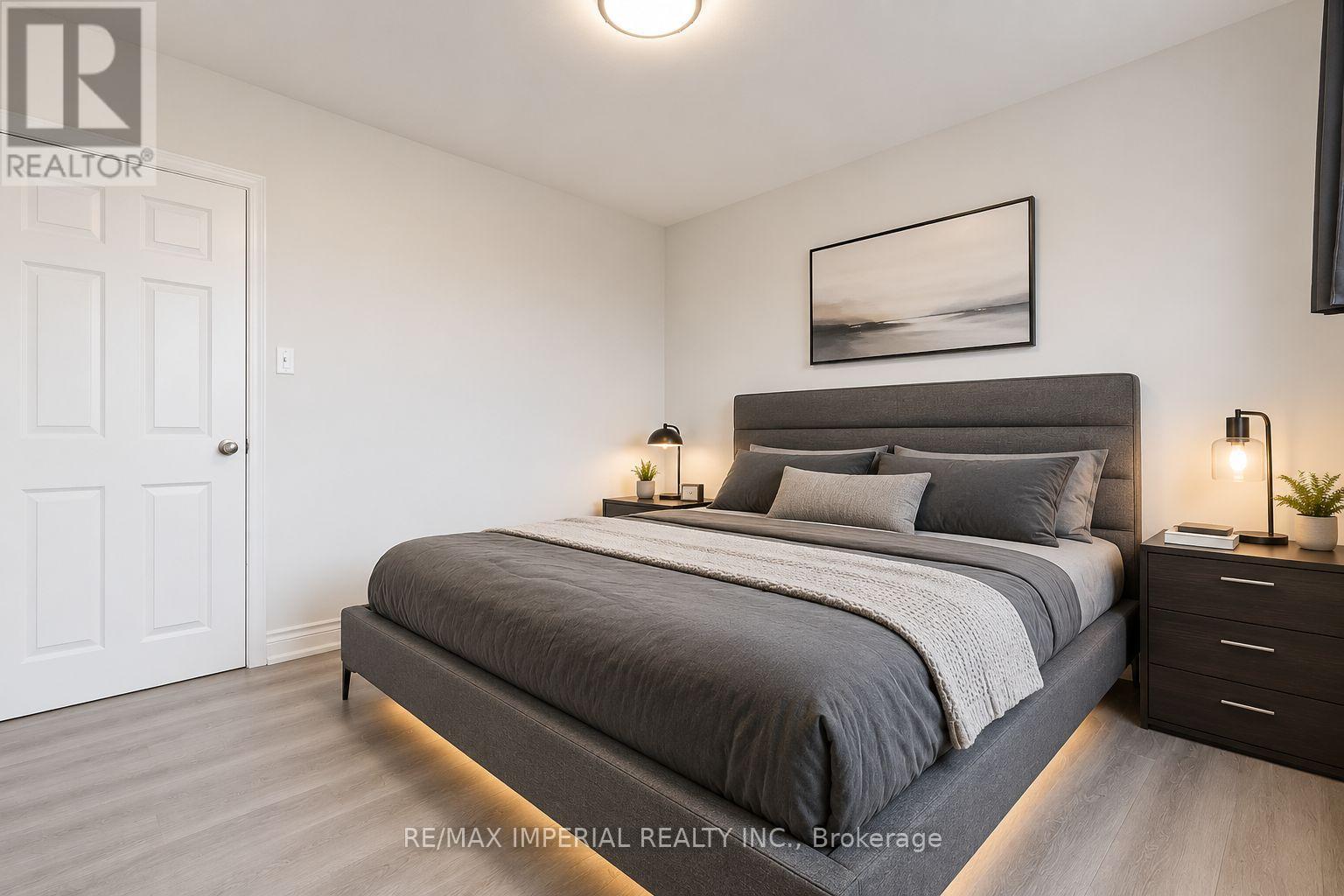 Main - 711 Gilbert Street W, Whitby, Ontario  L1N 1S1 - Photo 10 - E13175126