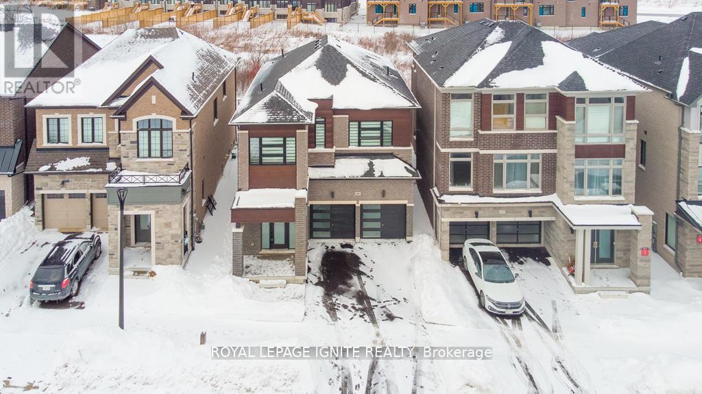 1160 Skyridge Boulevard, Pickering, Ontario  L1X 0M3 - Photo 2 - E13175176