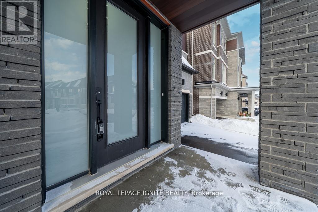 1160 Skyridge Boulevard, Pickering, Ontario  L1X 0M3 - Photo 3 - E13175176