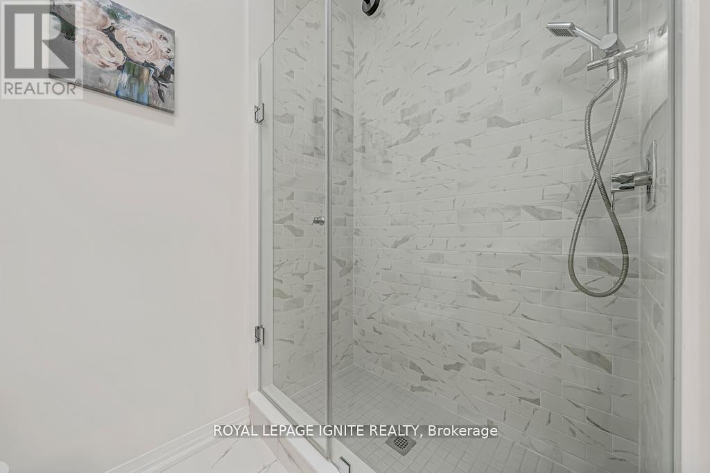 1160 Skyridge Boulevard, Pickering, Ontario  L1X 0M3 - Photo 38 - E13175176