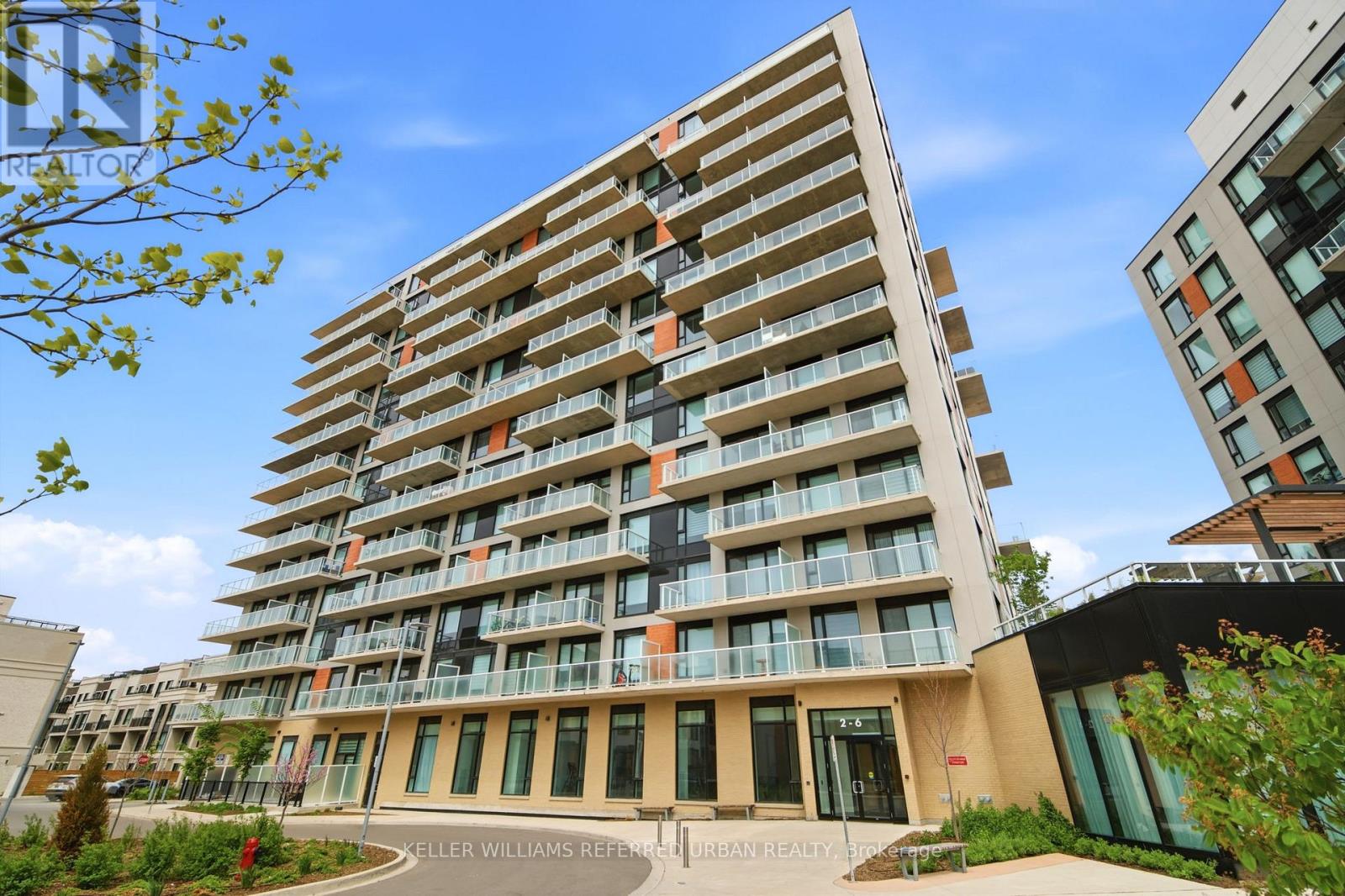 #404 - 6 David Eyer Road, Richmond Hill, Ontario  L4S 0N5 - Photo 2 - N13174770