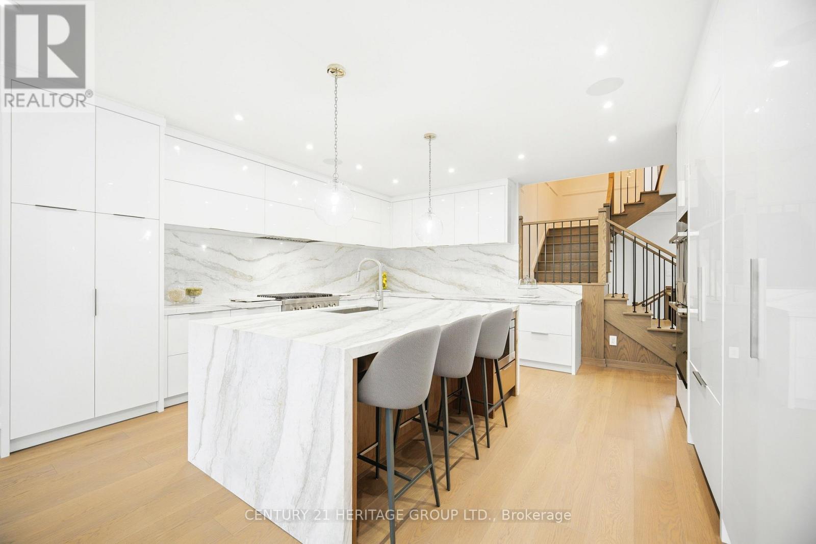 59 Estate Garden Drive, Richmond Hill, Ontario  L4E 3V5 - Photo 6 - N13175082