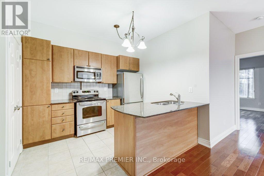 209 - 10211 Keele Street, Vaughan, Ontario L6A 4R7 - Photo 4 - N13175086