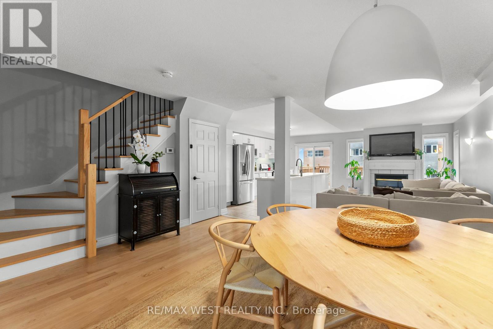 284 Monte Carlo Drive, Vaughan, Ontario  L4H 1R2 - Photo 7 - N13175118
