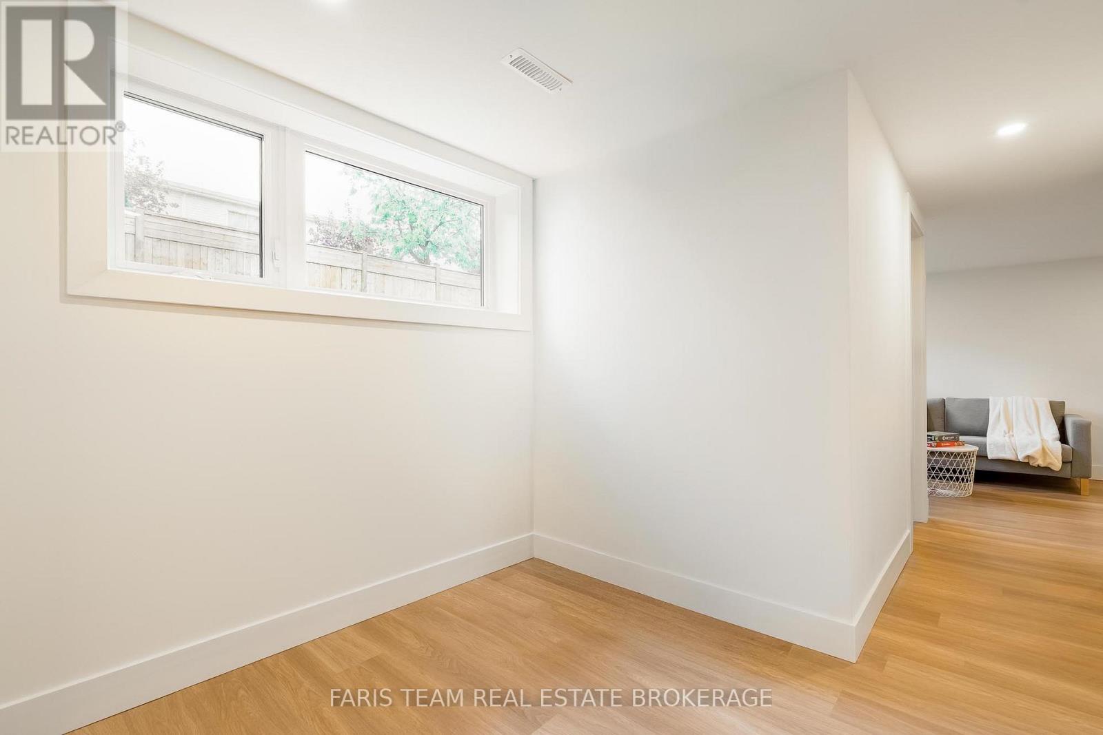 12 Oren Boulevard, Barrie, Ontario  L4N 4M1 - Photo 27 - S13174792