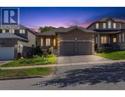 21 SILVER TRAIL, Barrie, Ontario