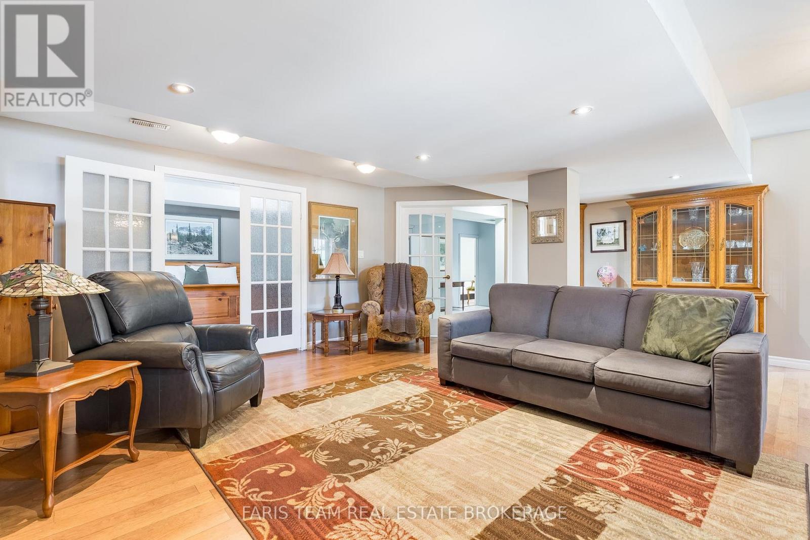 11 Berry Court, Barrie, Ontario  L4N 0J6 - Photo 31 - S13175074