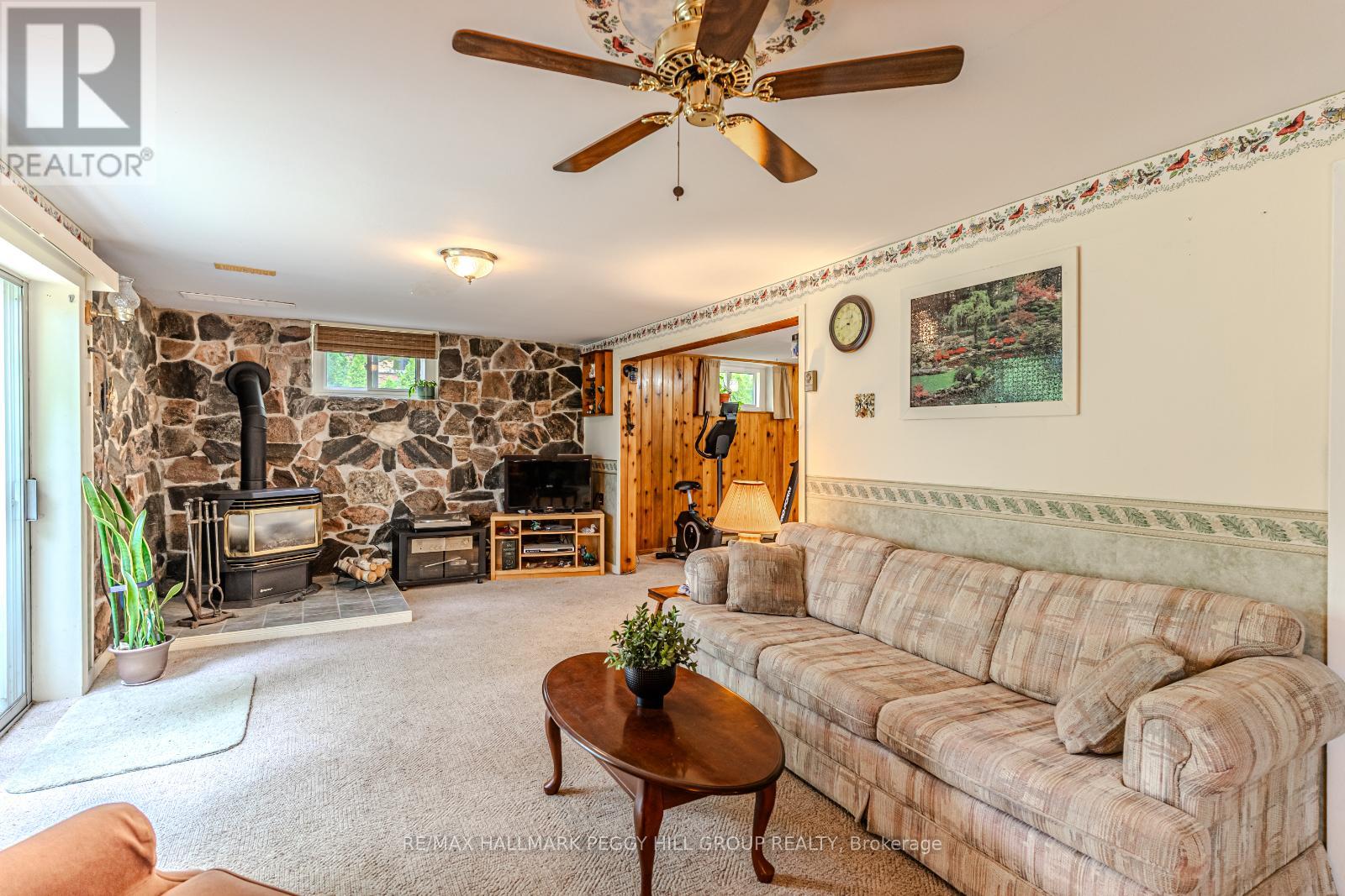 82 Helena Street, Wasaga Beach, Ontario  L9Z 1R1 - Photo 11 - S13175098