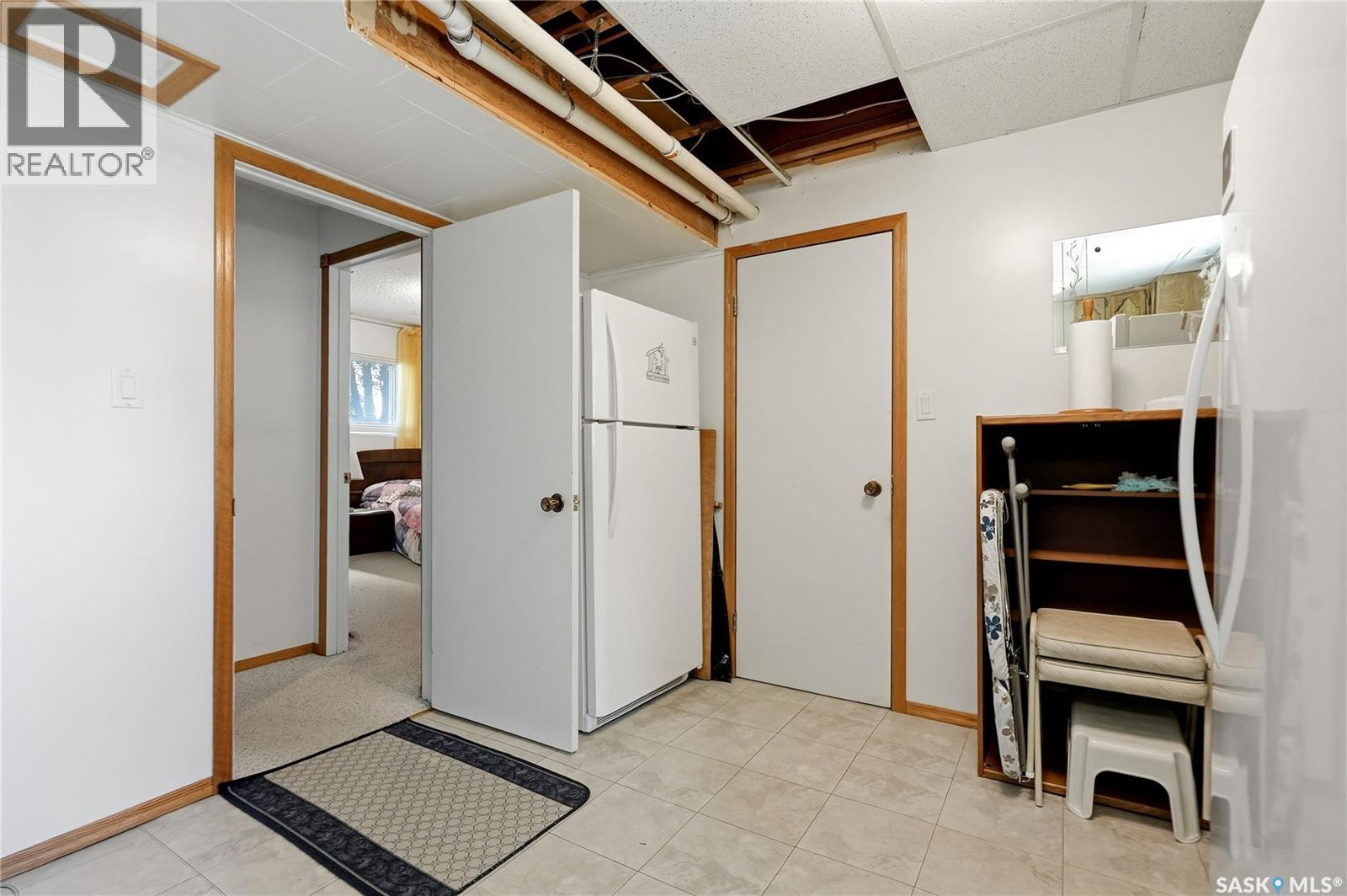 3355 Fairlight Drive, Saskatoon, Saskatchewan  S7N 4M1 - Photo 36 - SK037140