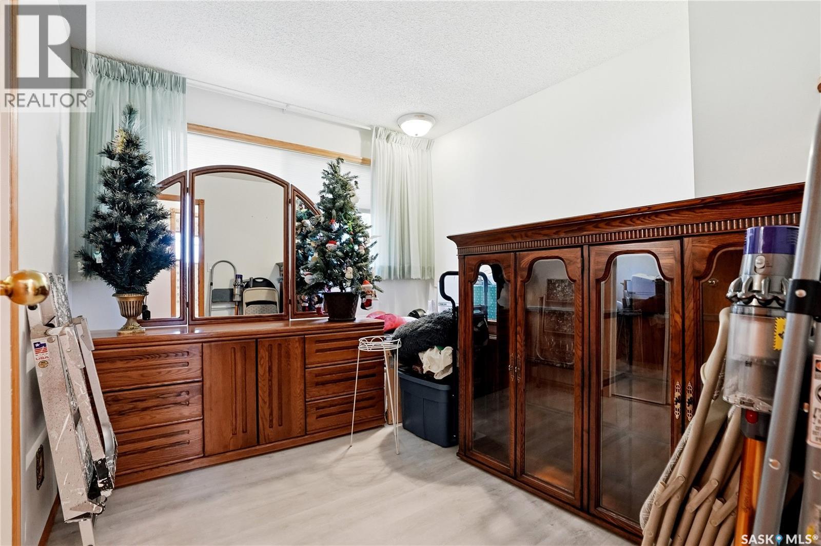 3355 Fairlight Drive, Saskatoon, Saskatchewan  S7N 4M1 - Photo 37 - SK037140