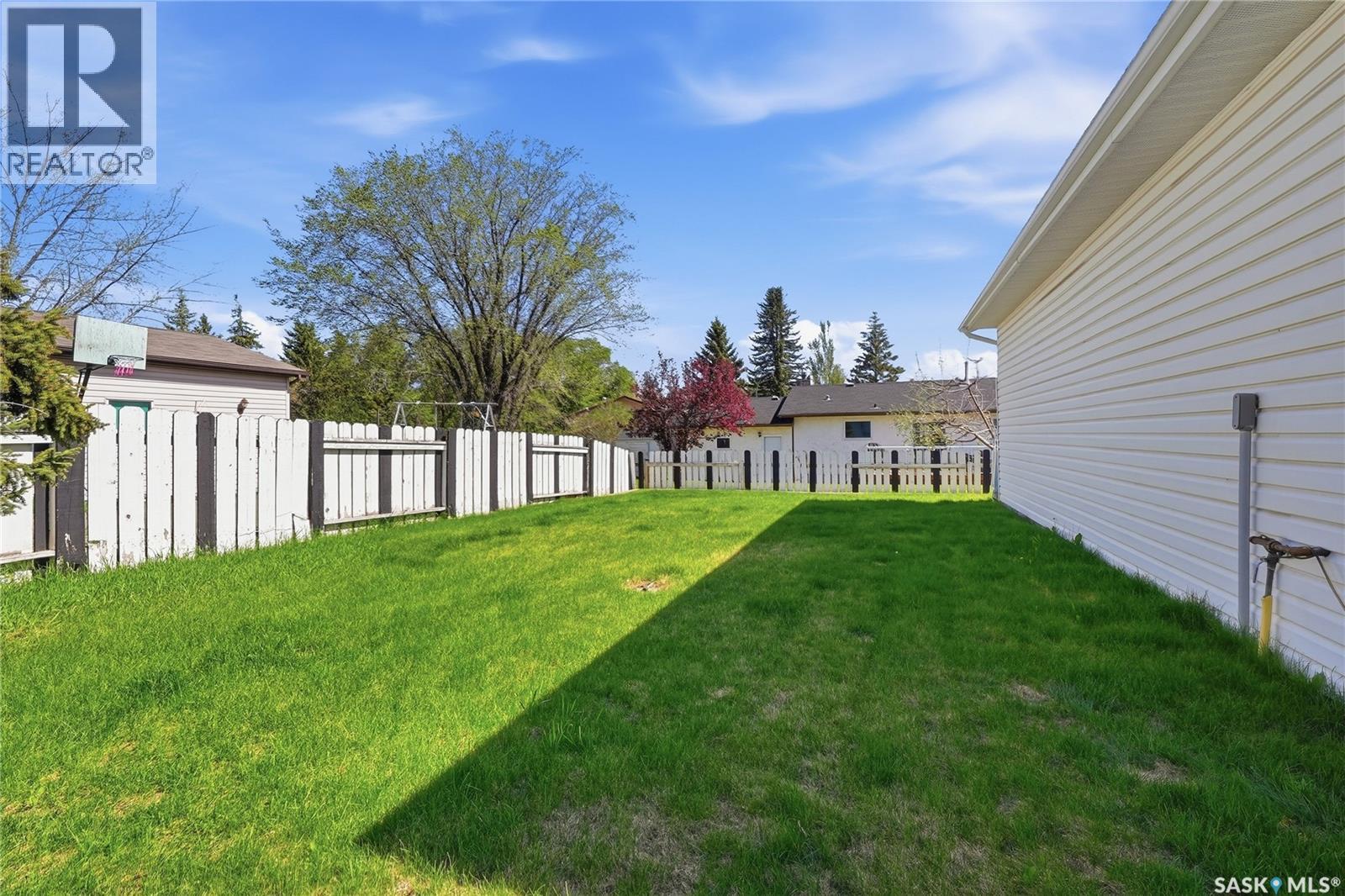 3355 Fairlight Drive, Saskatoon, Saskatchewan  S7N 4M1 - Photo 51 - SK037140