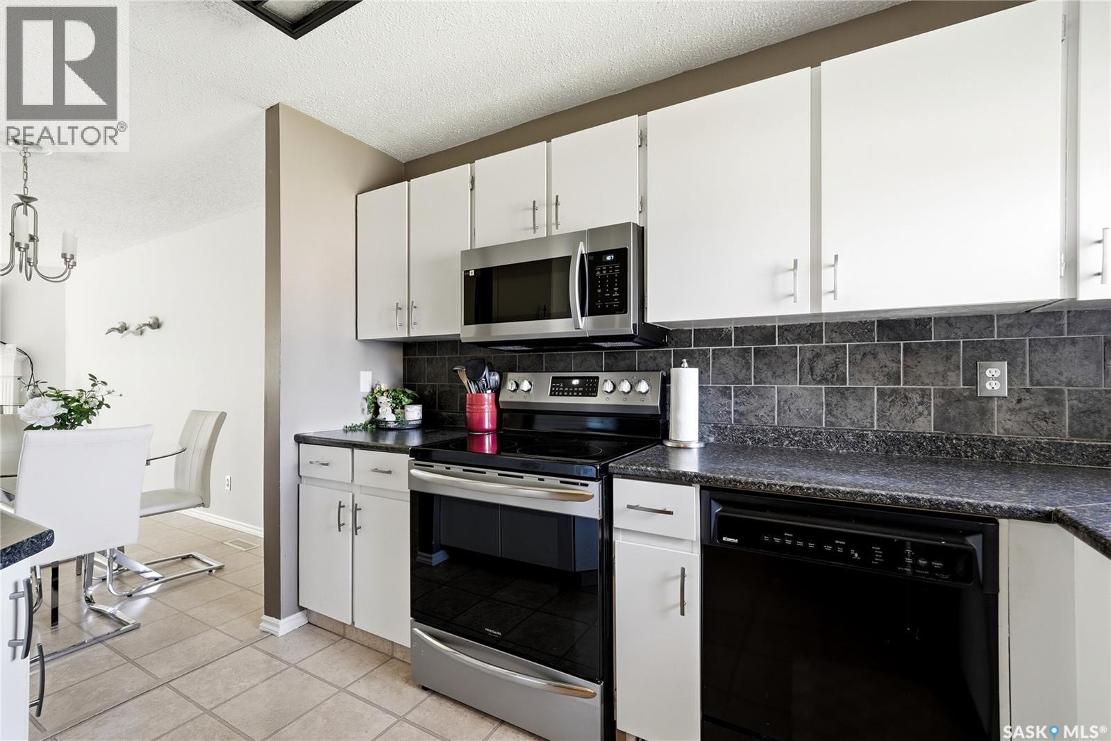 6427 Rochdale Boulevard, Regina, Saskatchewan  S4X 2Y9 - Photo 11 - SK037102