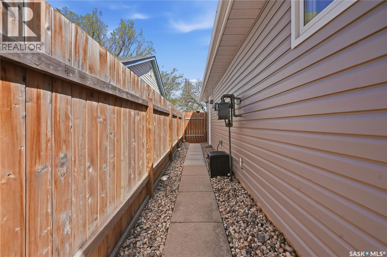 901 R Avenue N, Saskatoon, Saskatchewan  S7L 2Z4 - Photo 30 - SK037089
