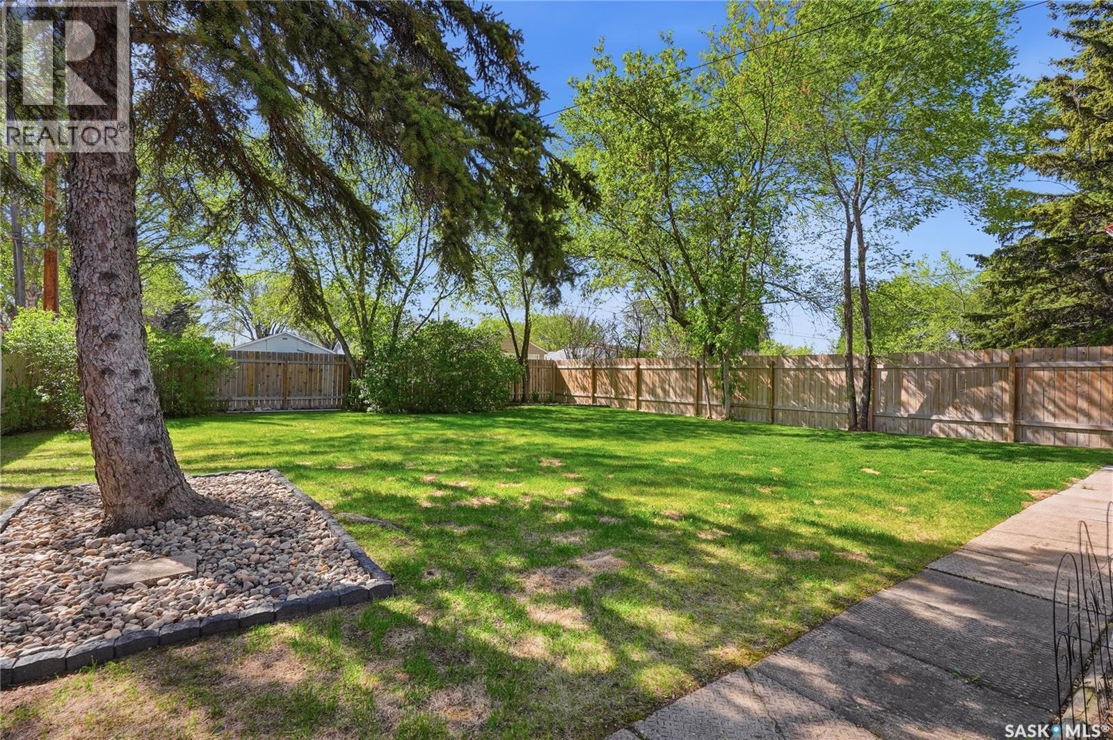 901 R Avenue N, Saskatoon, Saskatchewan  S7L 2Z4 - Photo 32 - SK037089