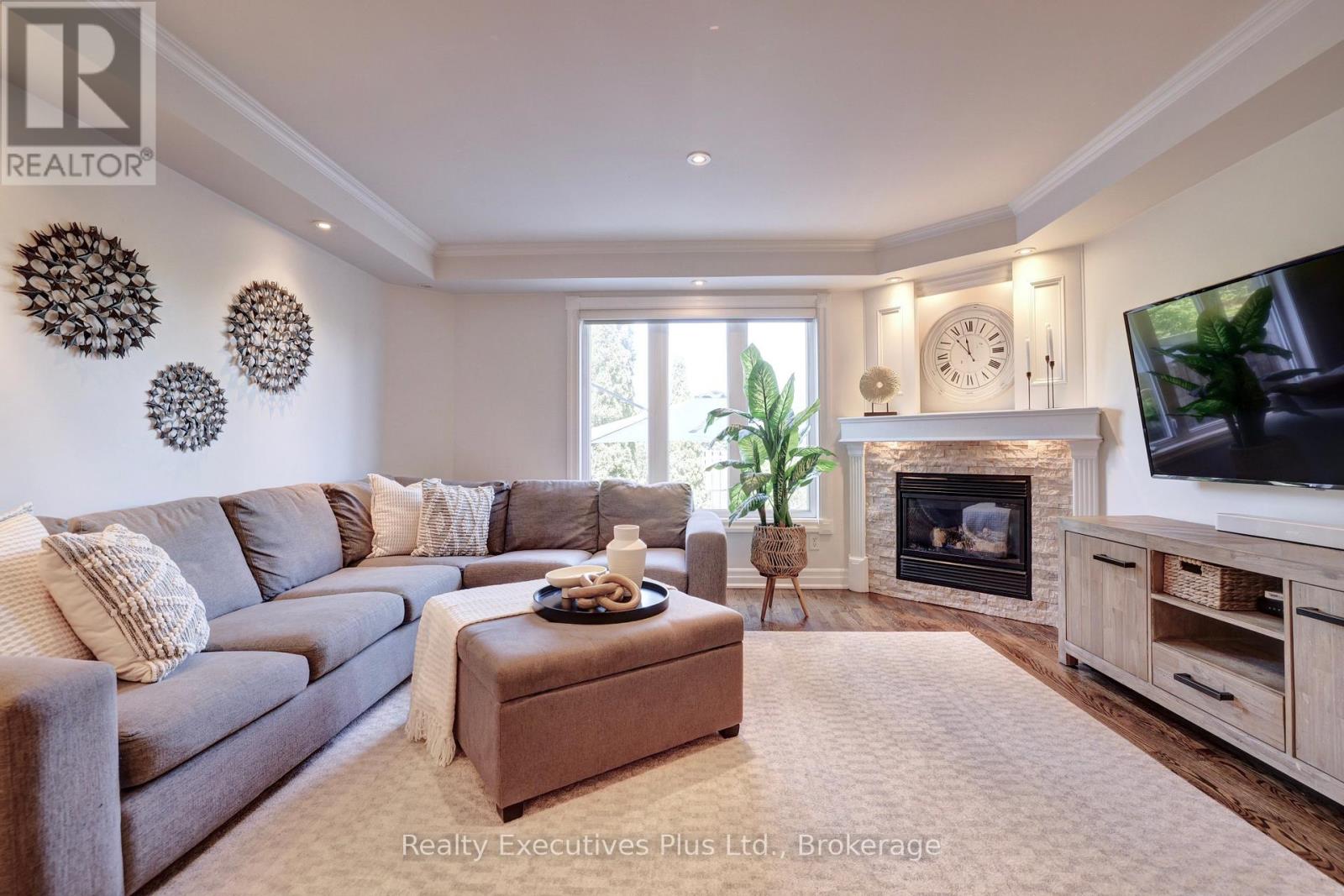 2009 Erika Court, Oakville, Ontario  L6M 4R4 - Photo 16 - W13175270
