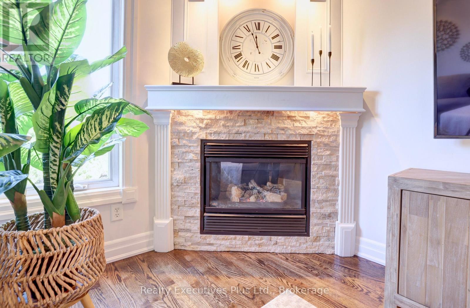 2009 Erika Court, Oakville, Ontario  L6M 4R4 - Photo 18 - W13175270