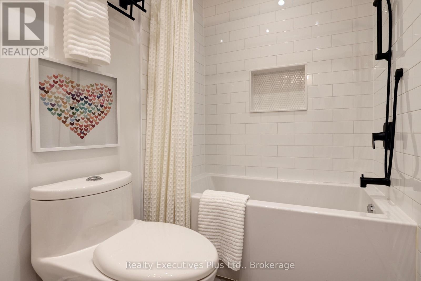 2009 Erika Court, Oakville, Ontario  L6M 4R4 - Photo 28 - W13175270