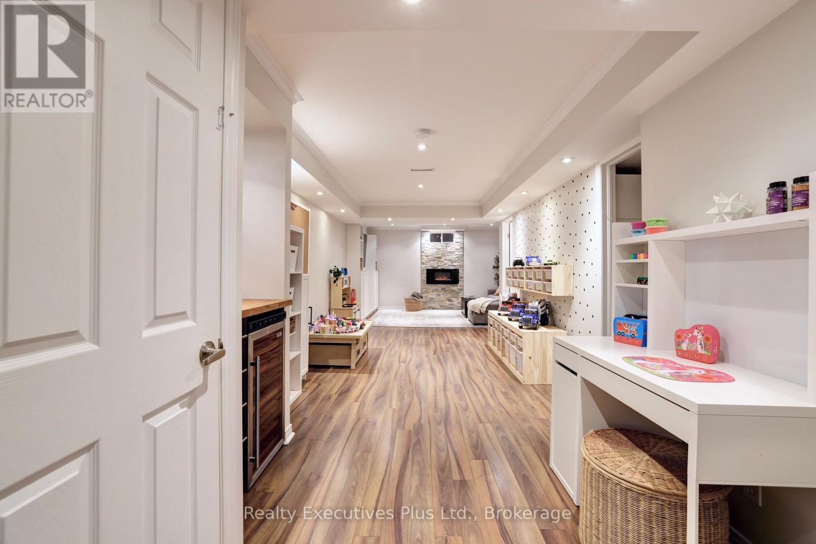 2009 Erika Court, Oakville, Ontario  L6M 4R4 - Photo 31 - W13175270