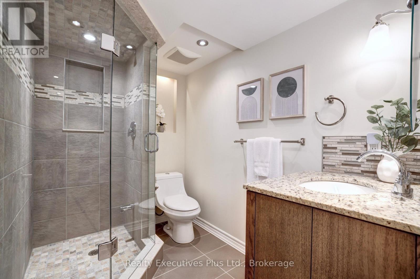2009 Erika Court, Oakville, Ontario  L6M 4R4 - Photo 40 - W13175270