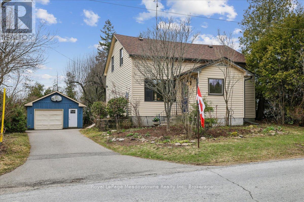 11024 First Line, Milton, Ontario  L0P 1J0 - Photo 1 - W13175324