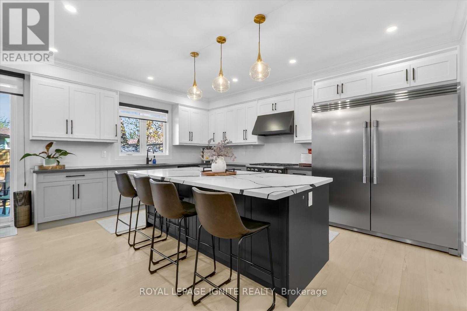 958 Mink Street, Pickering, Ontario  L1W 2G5 - Photo 8 - E13122486