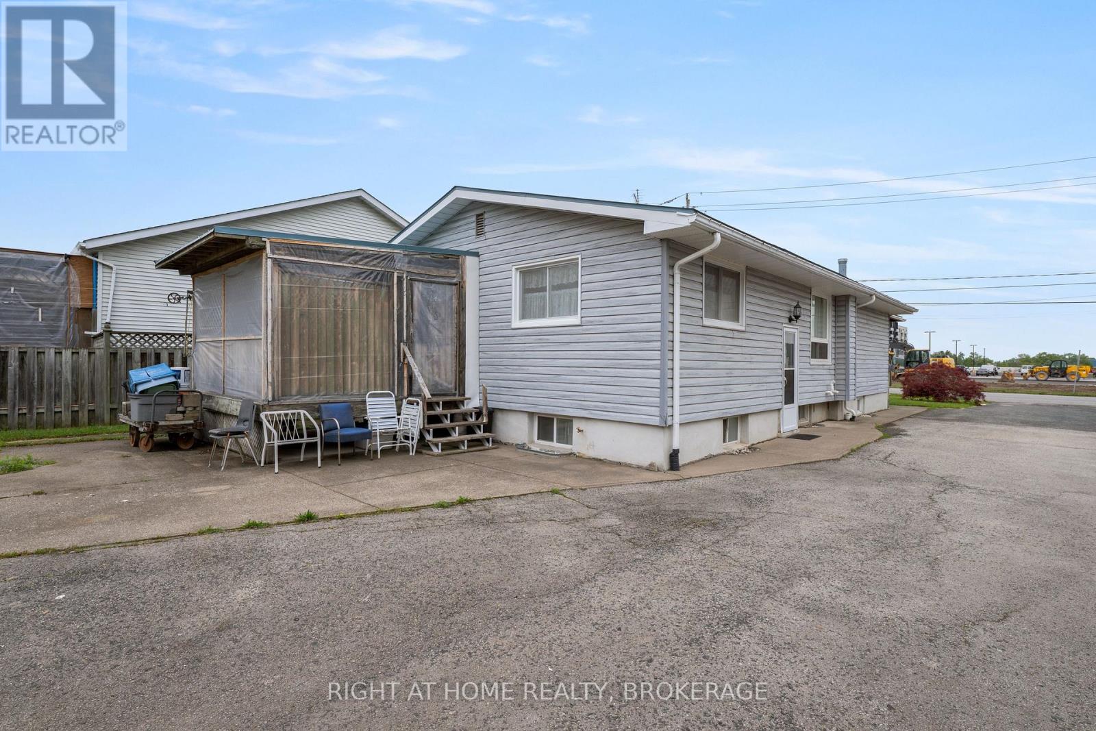 133 Quaker Road, Welland, Ontario  L3C 3G3 - Photo 12 - X13175282