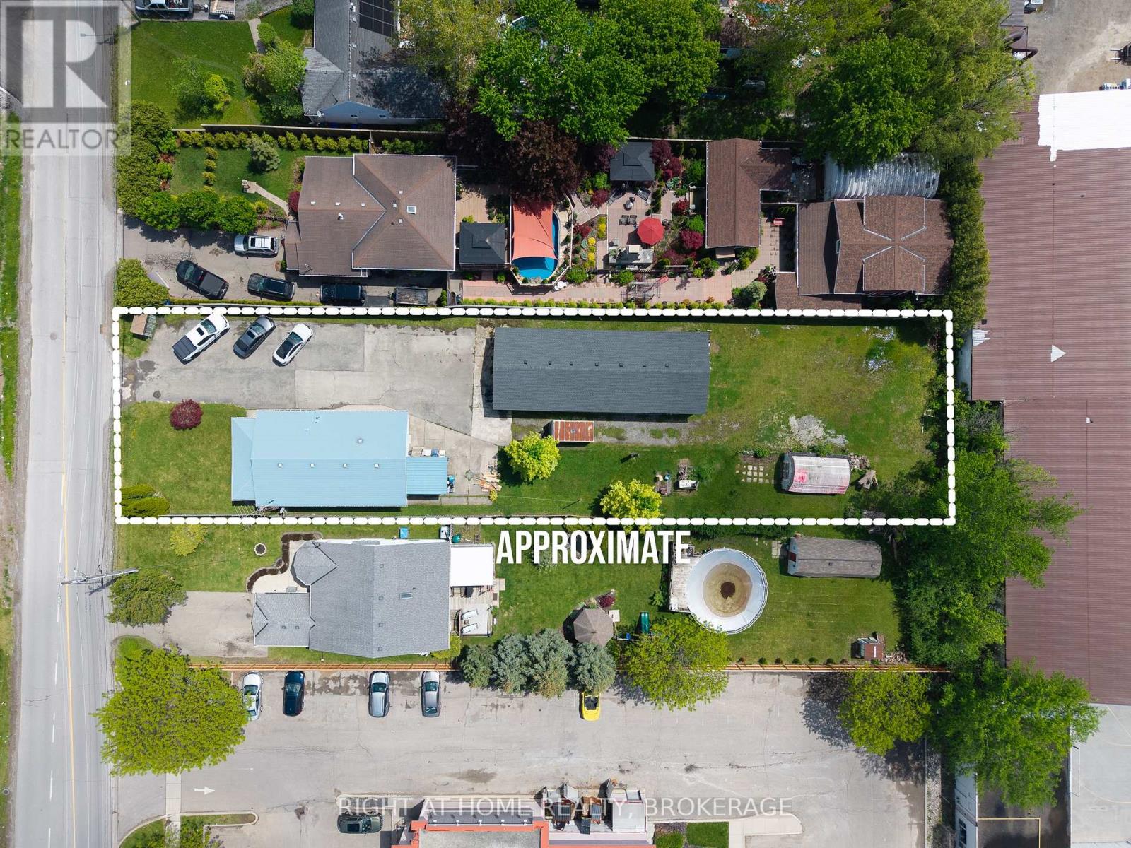 133 Quaker Road, Welland, Ontario  L3C 3G3 - Photo 2 - X13175282