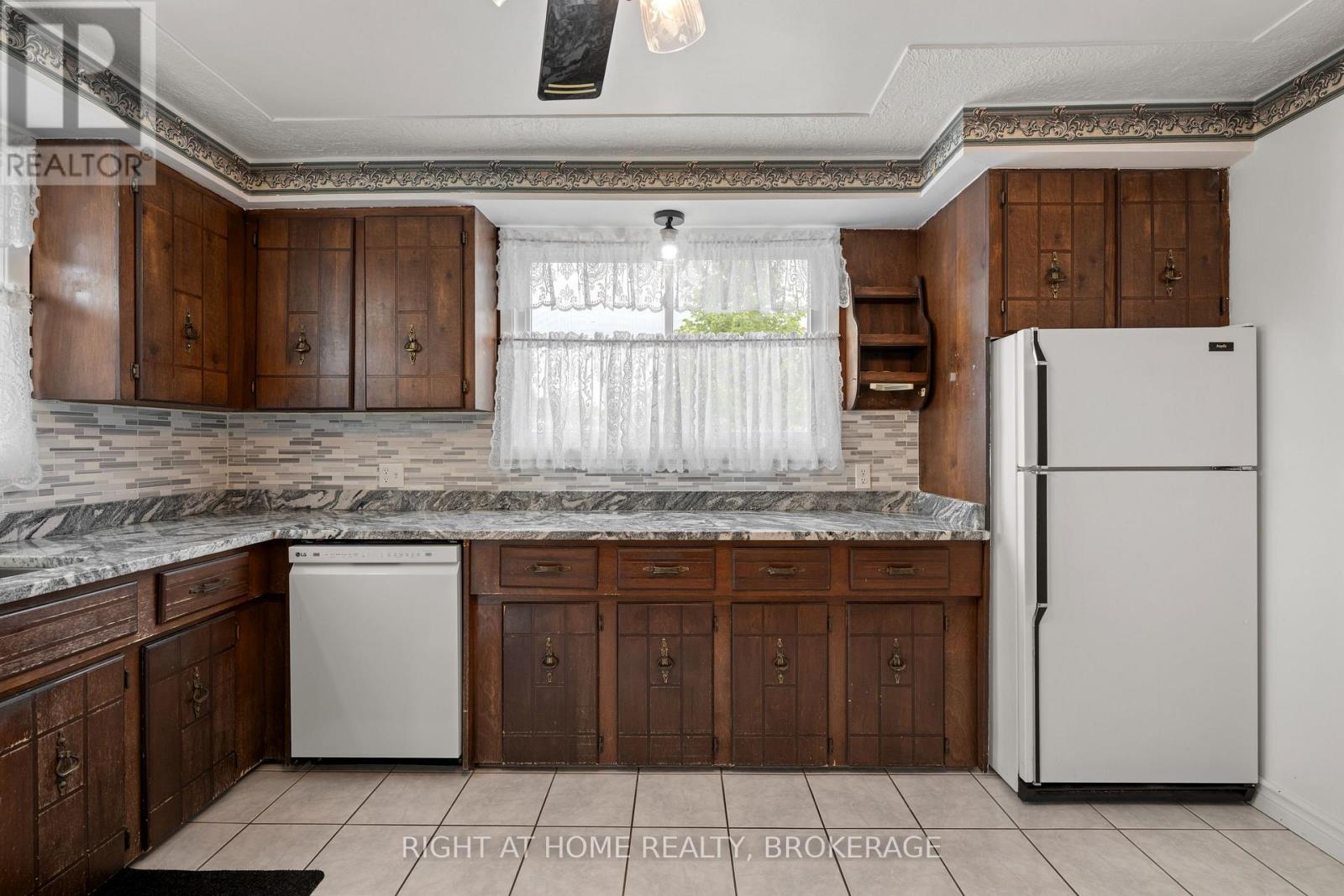 133 Quaker Road, Welland, Ontario  L3C 3G3 - Photo 30 - X13175282