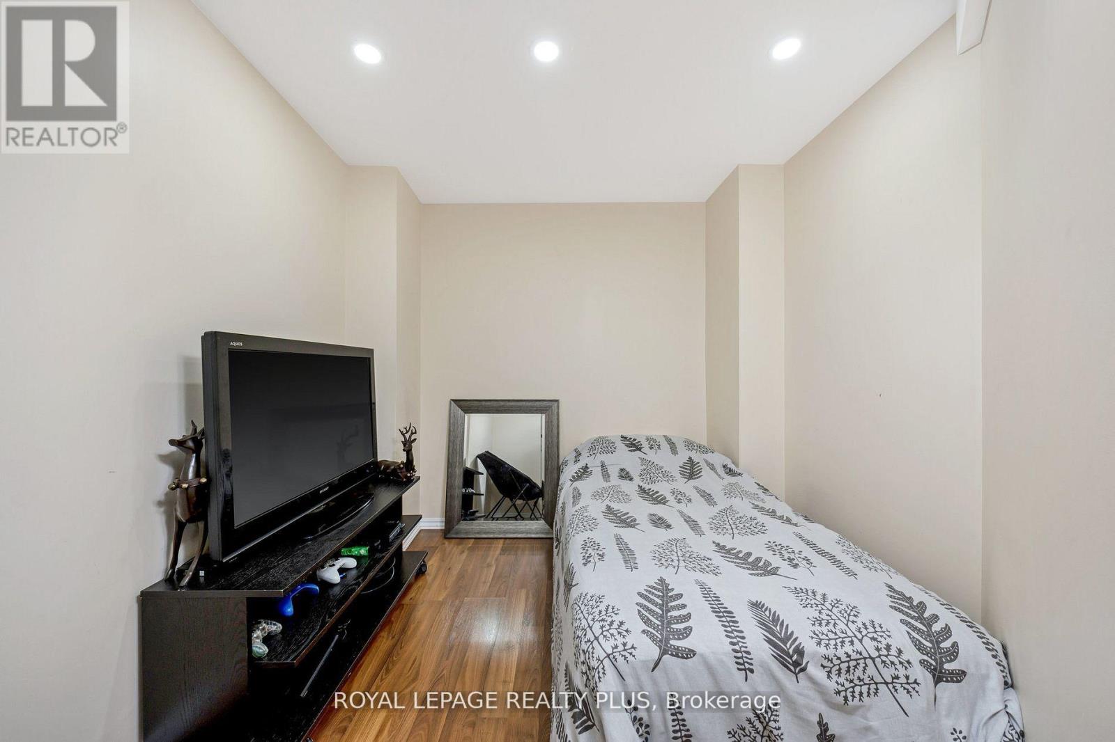 1542 Gainer Crescent, Milton, Ontario  L9T 0Y3 - Photo 37 - W13174658