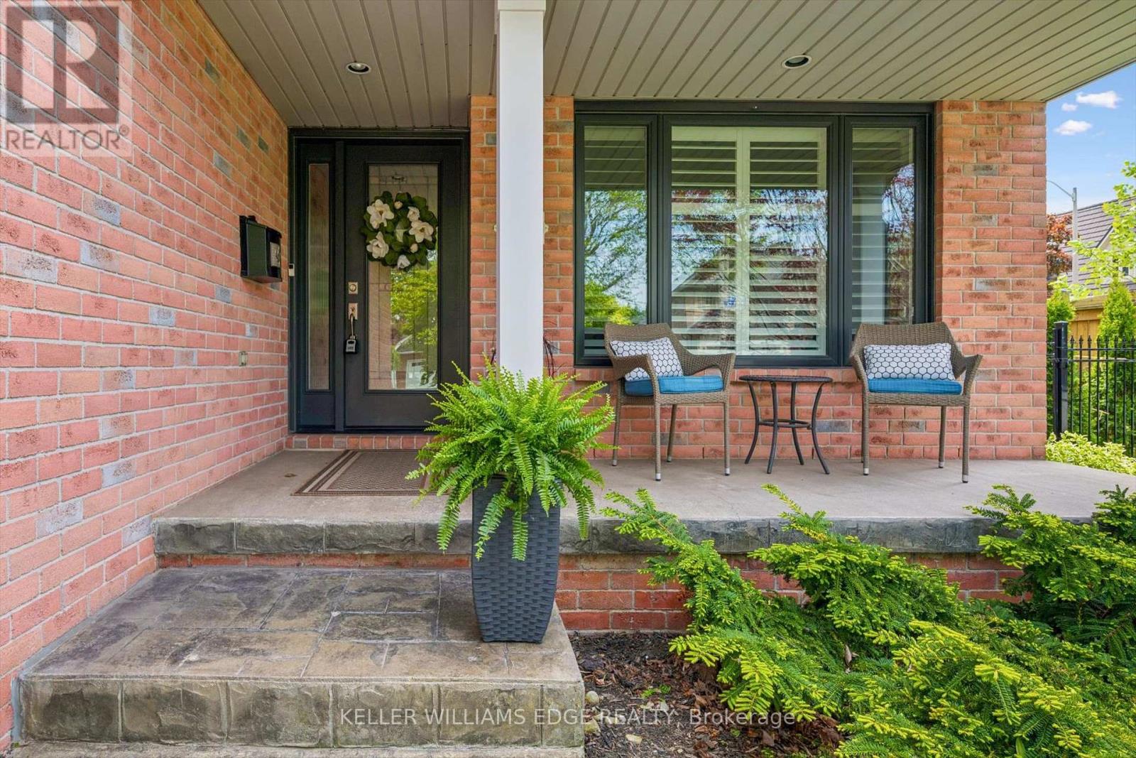 2124 Kevin Crescent, Burlington, Ontario  L7M 4E3 - Photo 4 - W13174664