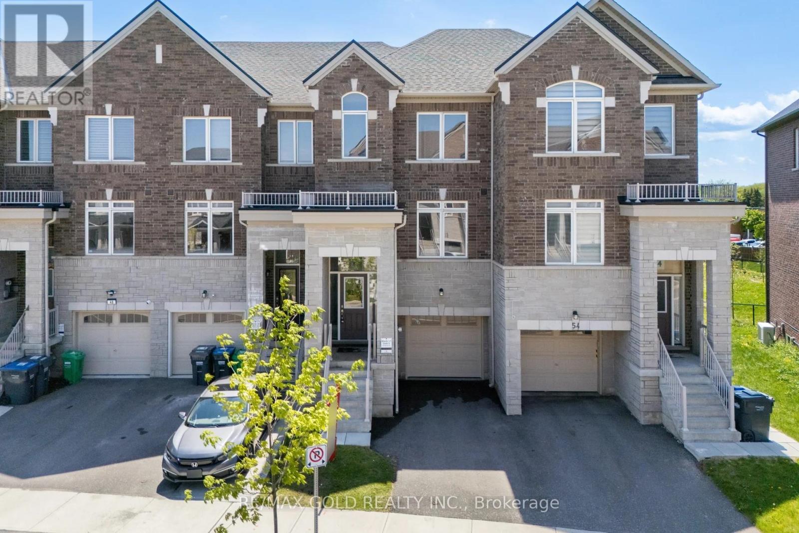 52 Savino Drive, Brampton, Ontario  L6Z 0J7 - Photo 2 - W13174688
