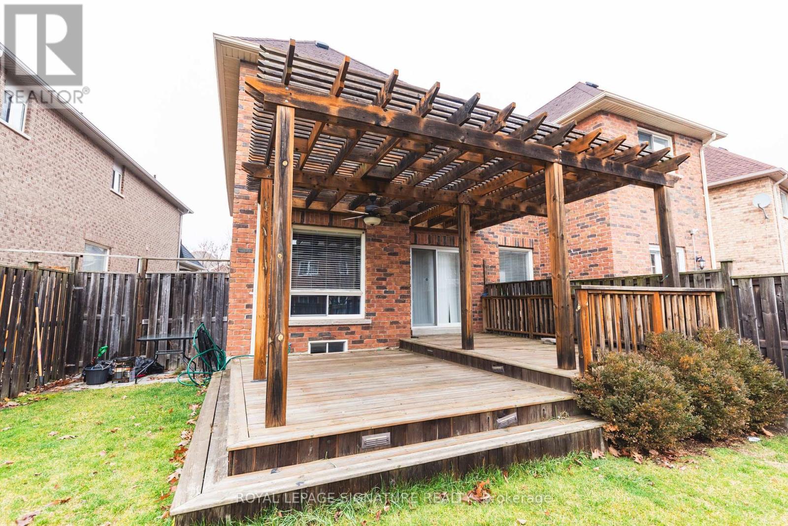 3082 Cabano Crescent, Mississauga, Ontario  L5M 0C6 - Photo 3 - W13174742