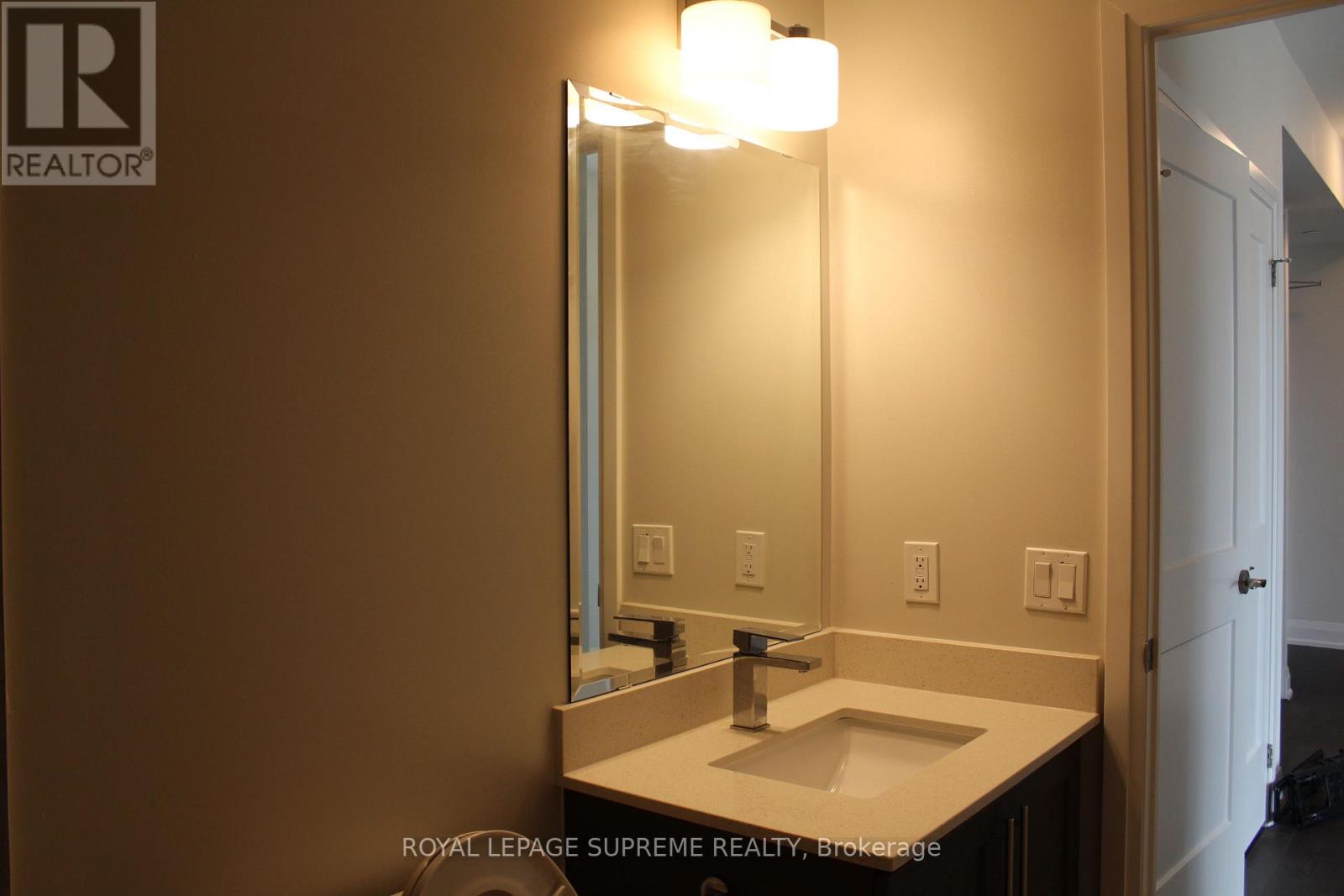 606 - 15 Lynch Street, Brampton, Ontario  L6W 2Z8 - Photo 4 - W13174778