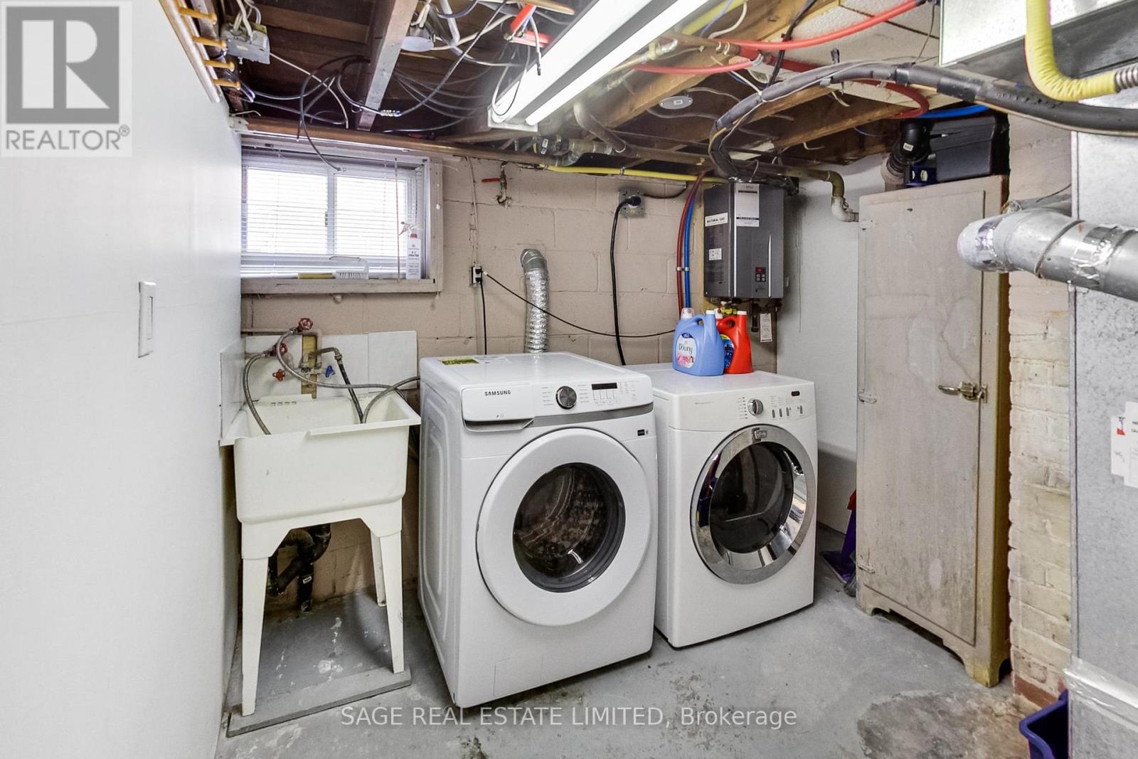 35 Blakley Avenue, Toronto, Ontario  M6N 3Y4 - Photo 25 - W13174828