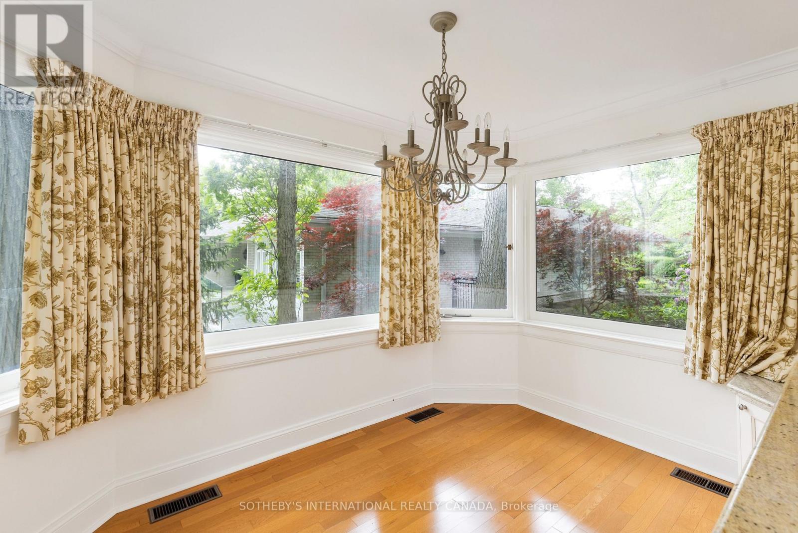 38 Edenbrook Hill, Toronto, Ontario  M9A 3Z6 - Photo 10 - W13174856