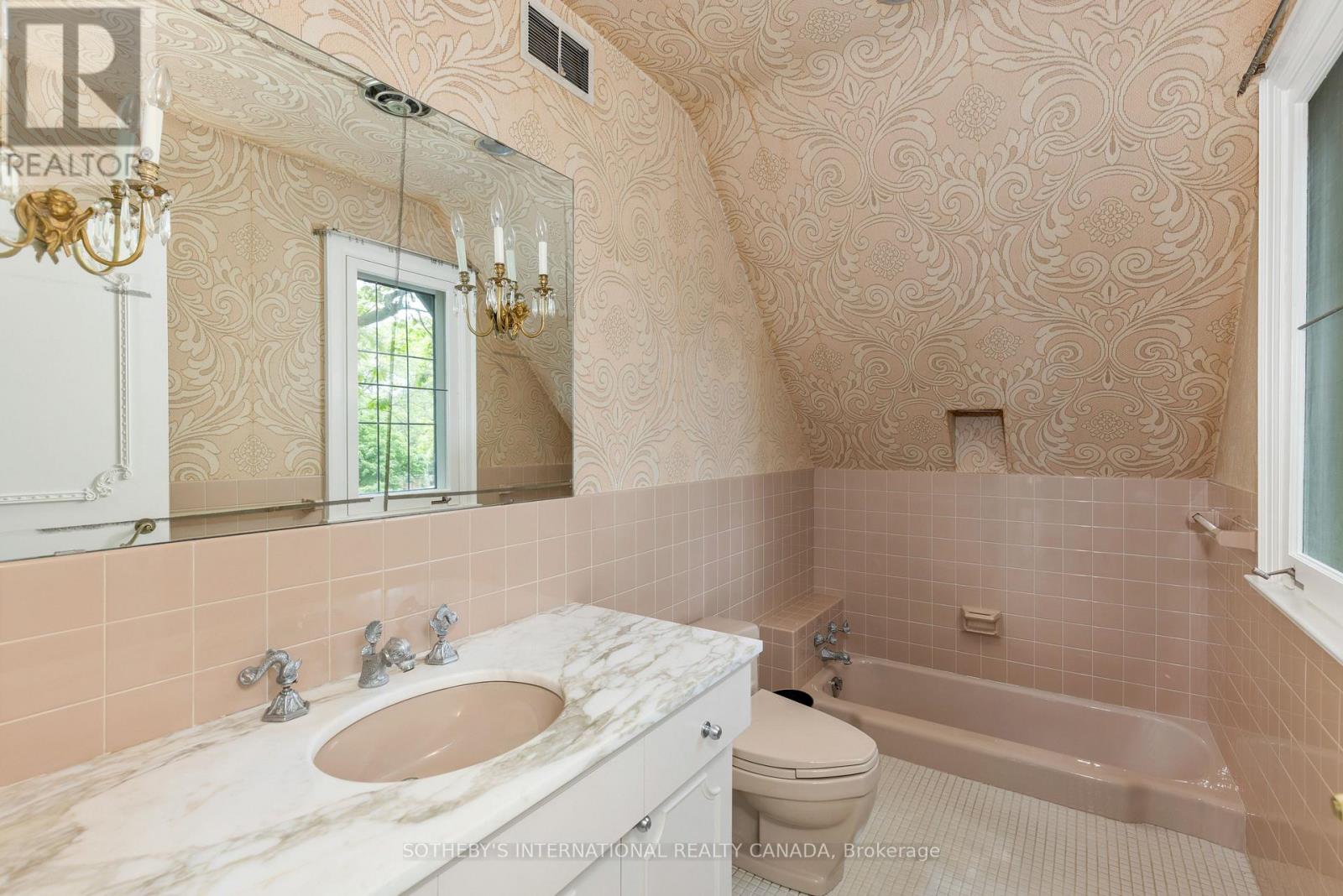 38 Edenbrook Hill, Toronto, Ontario  M9A 3Z6 - Photo 22 - W13174856